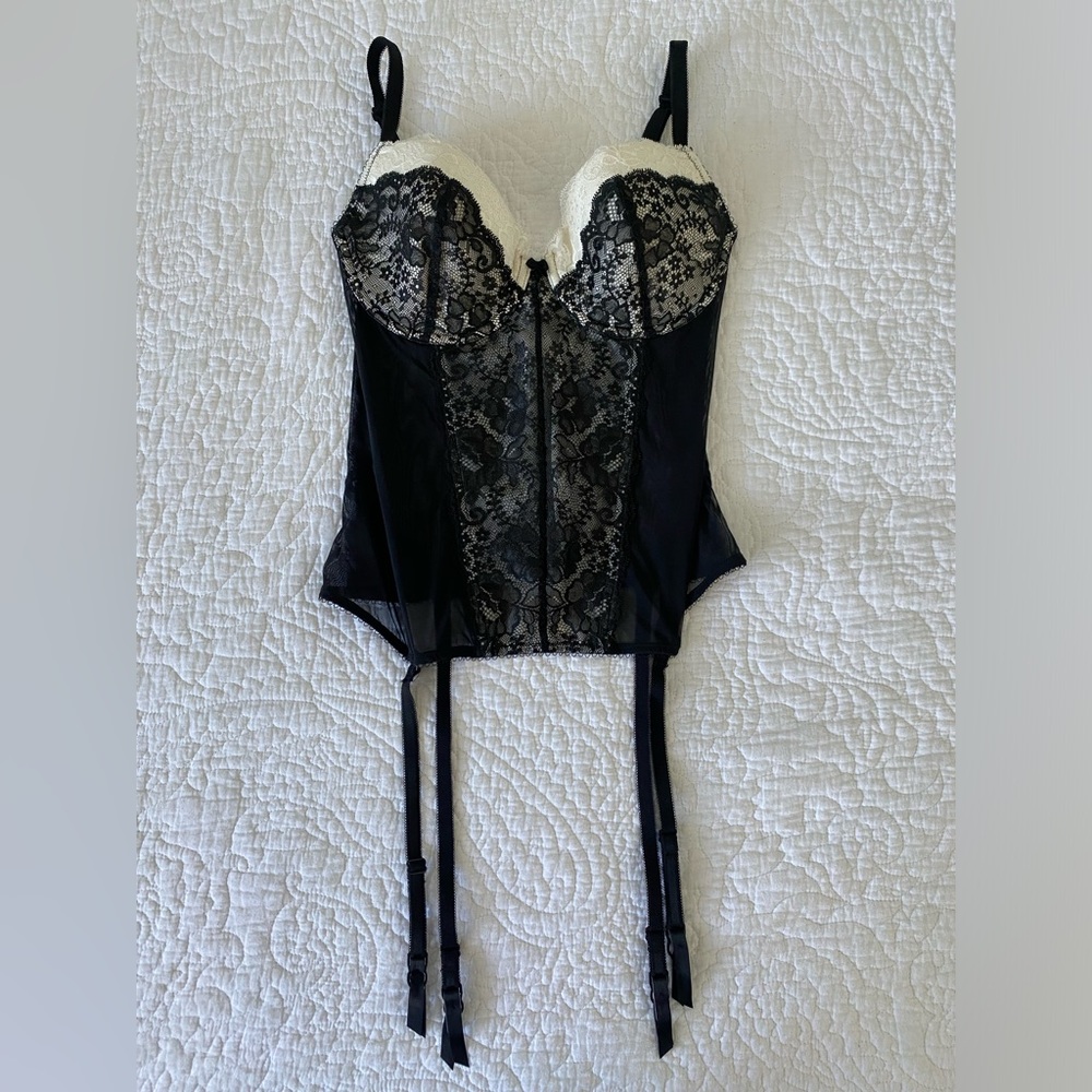VS 34D Corset Bustier